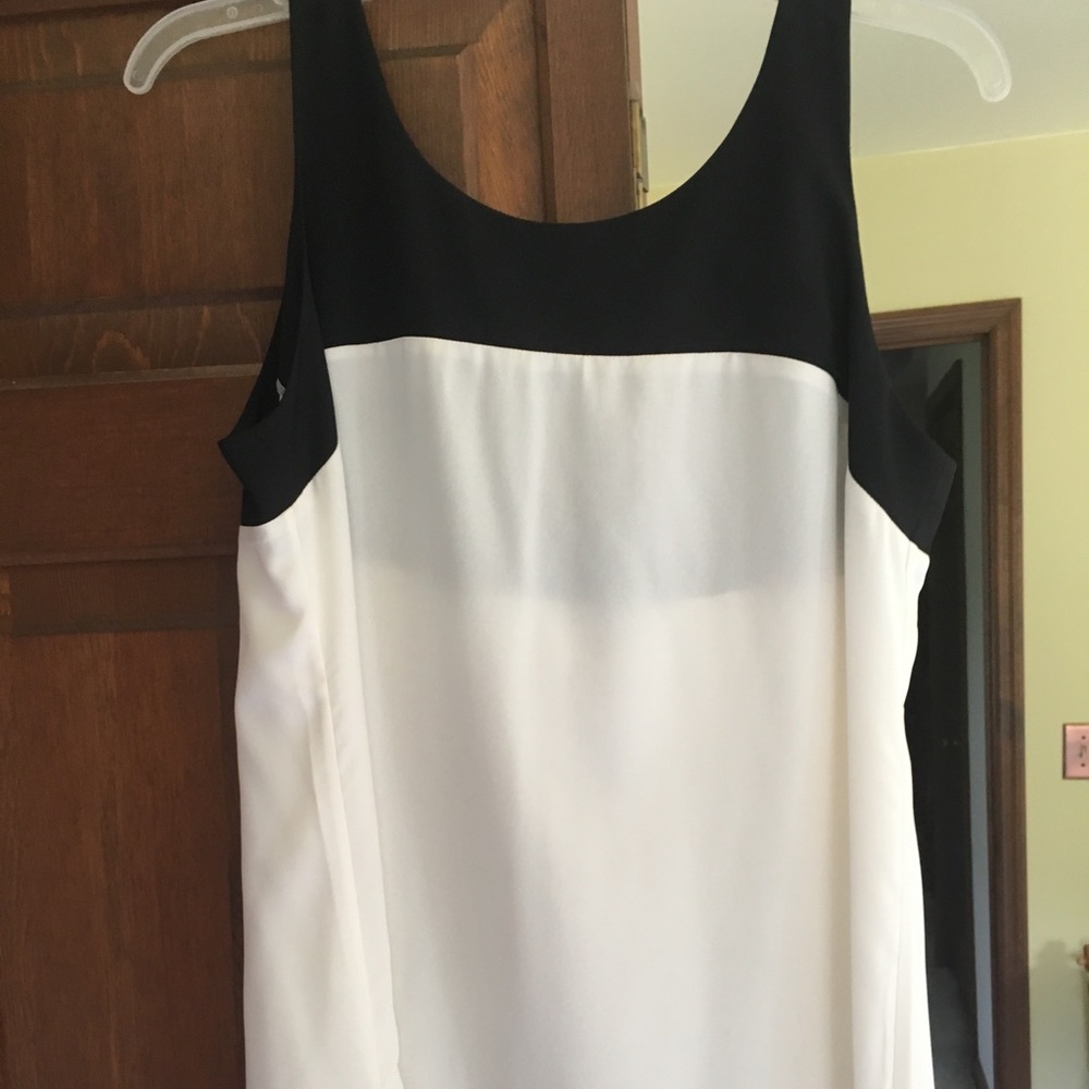 NWT Ann Taylor tank - 8